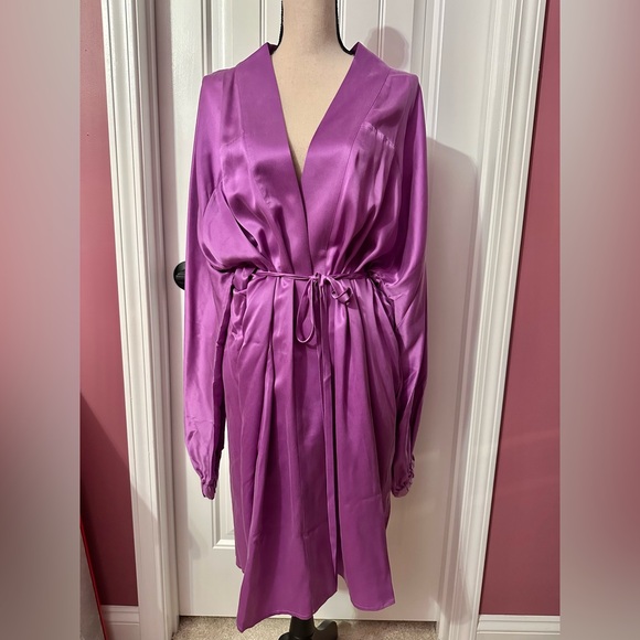 LUNYA Good in Bed 100% Silk Robe in Orchid Size 1X-Washable Silk - Picture 1 of 11